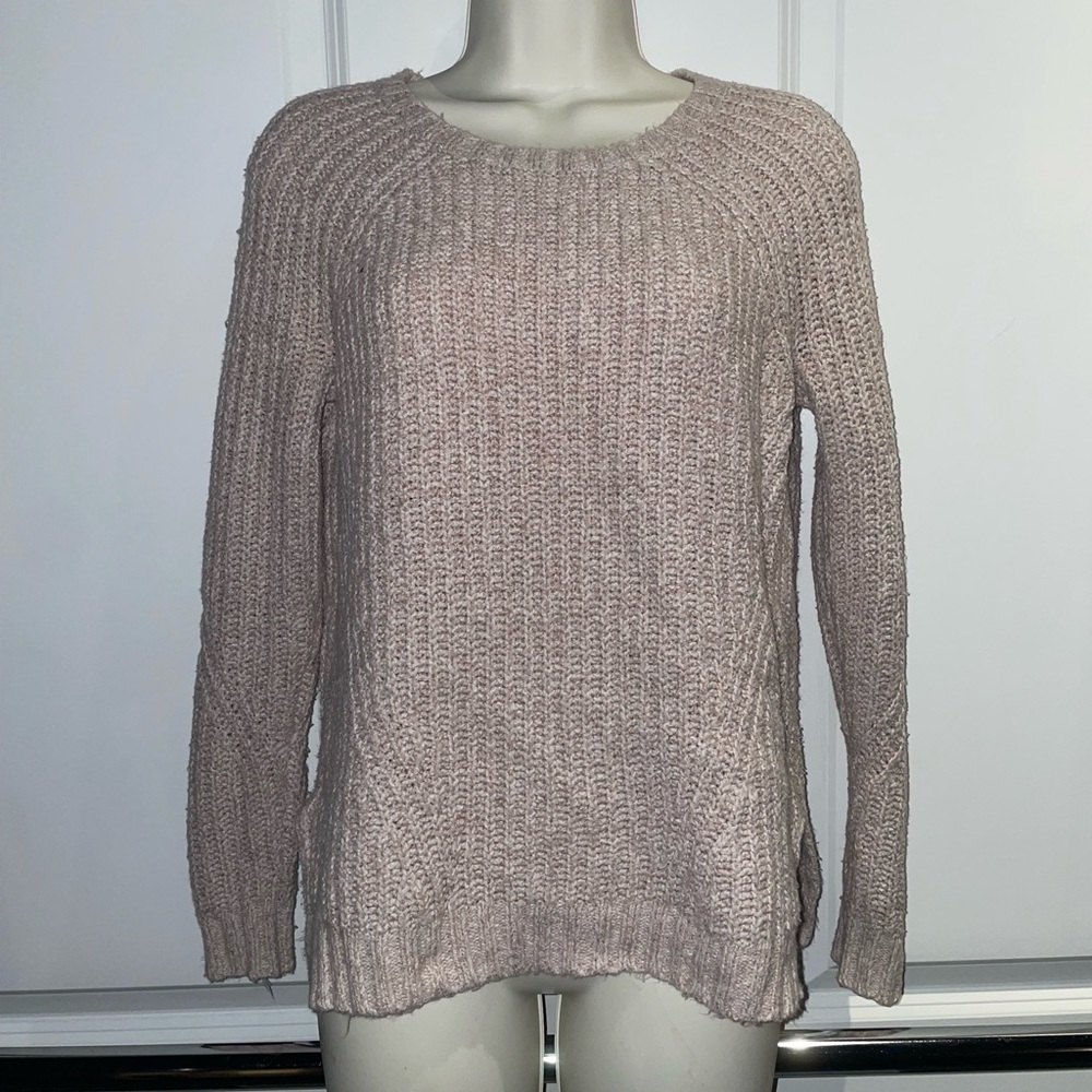 American Eagle Light Pink Sweater